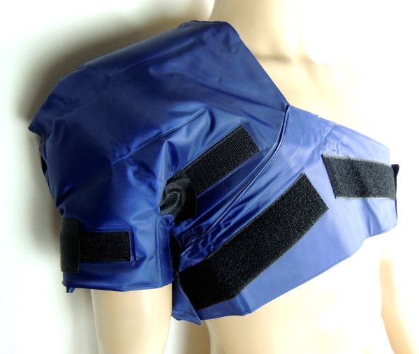 Pack de froid pour activer la circulation du sang dans l'épaule